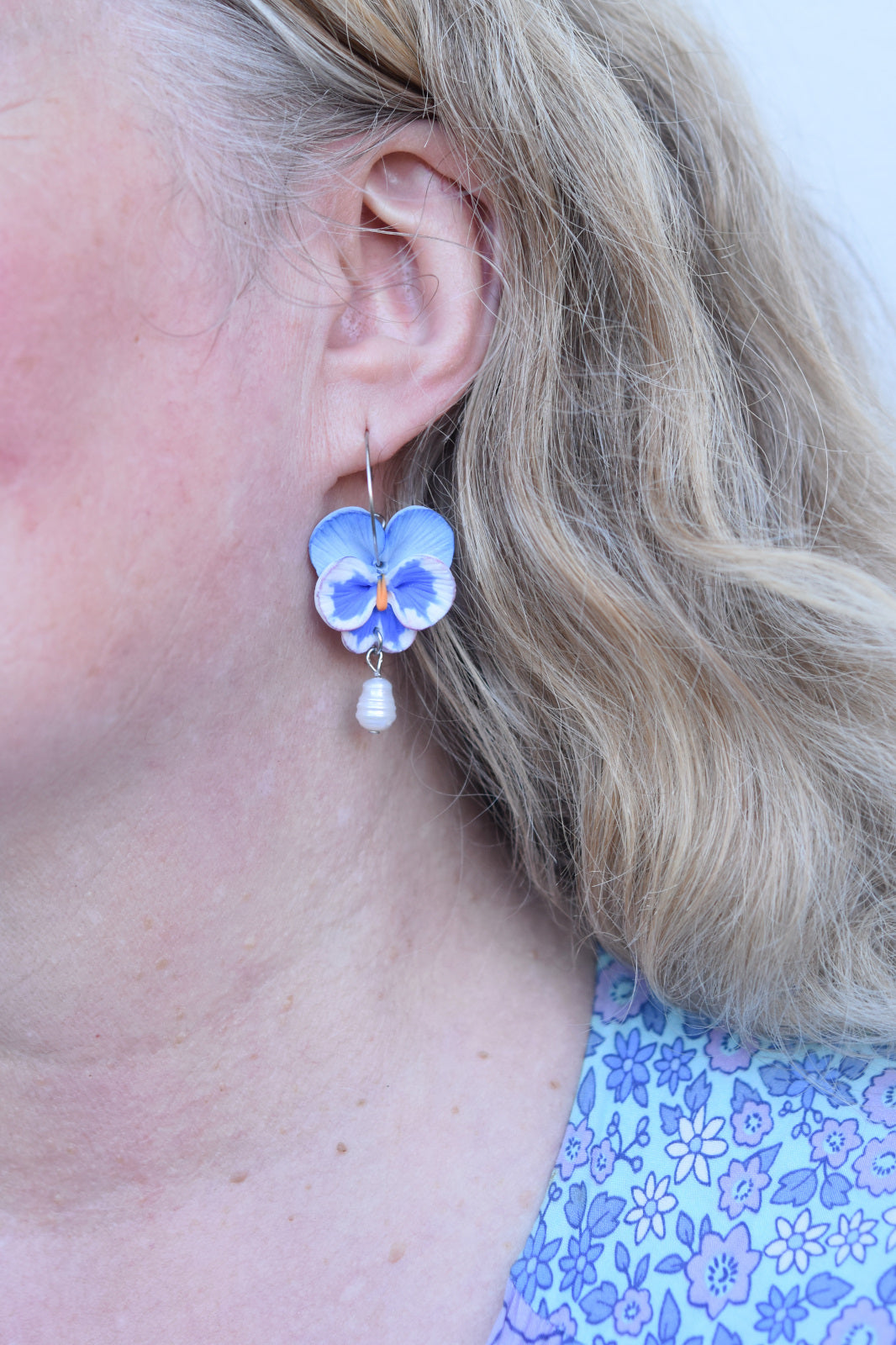 Pansy Hoop Earrings | Crystal