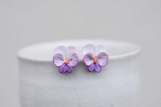 Pansy Stud Earrings | Levander