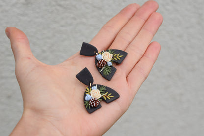 Christmas Earrings | Pinecone