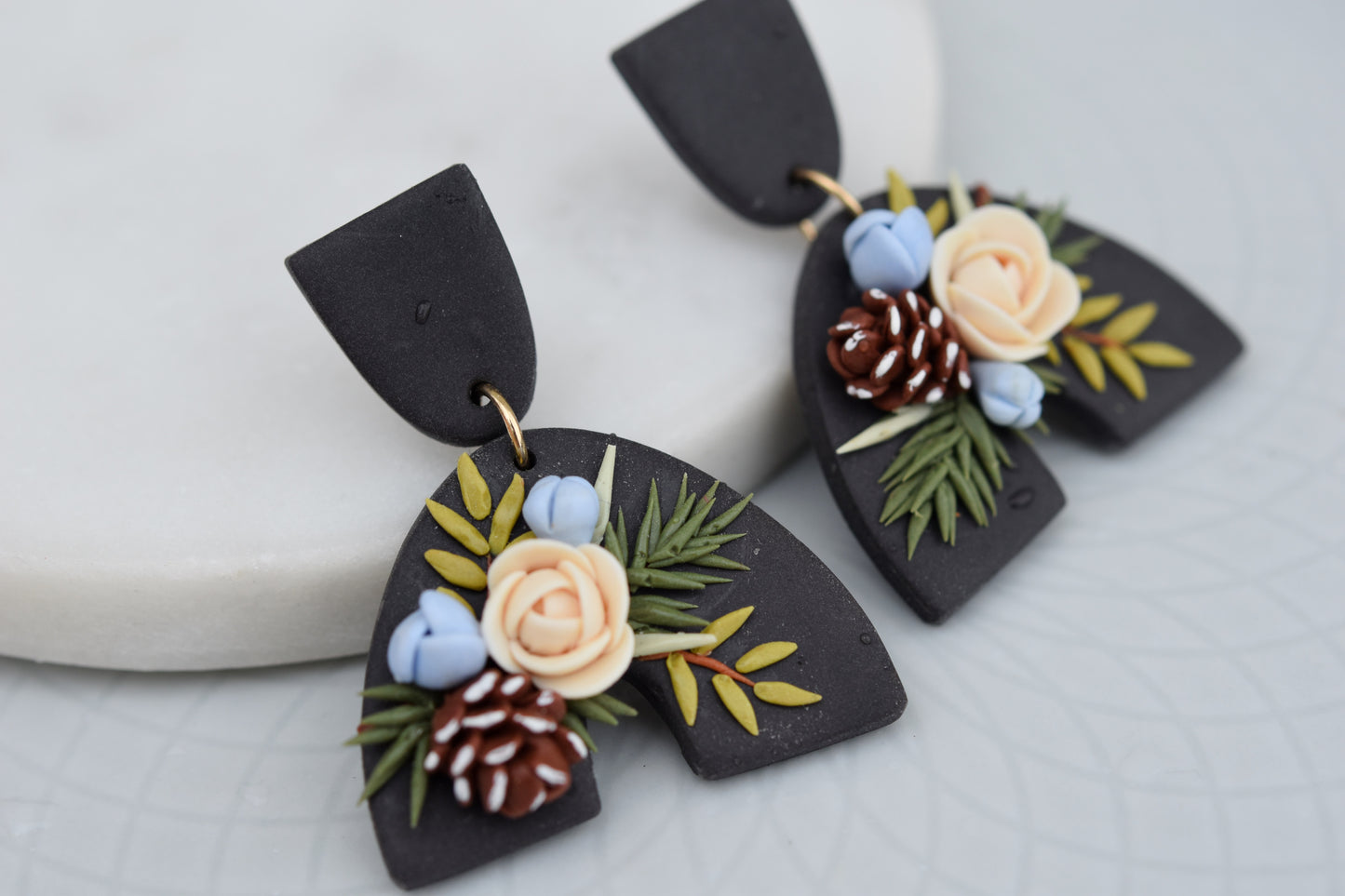 Christmas Earrings | Pinecone
