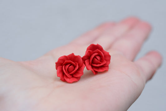 Poppy Earrings studs | Red Wine