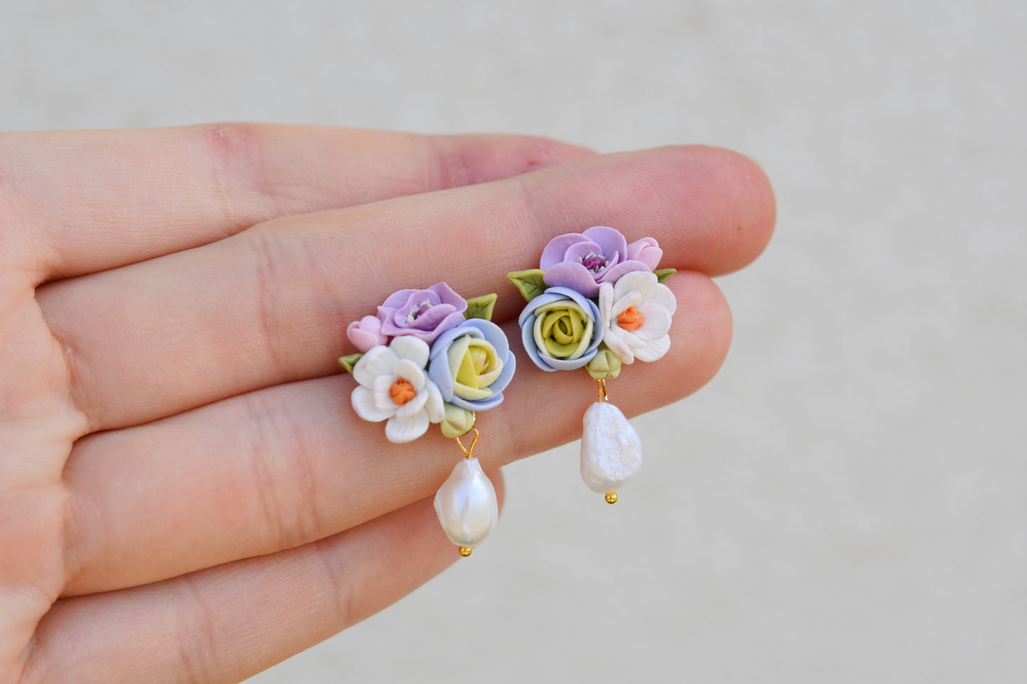 Floral Earrings | Daisy