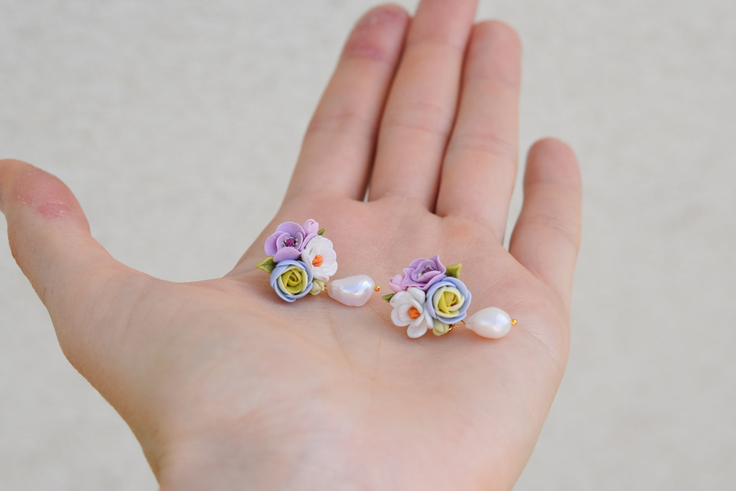 Floral Earrings | Daisy