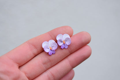 Pansy Stud Earrings | Levander