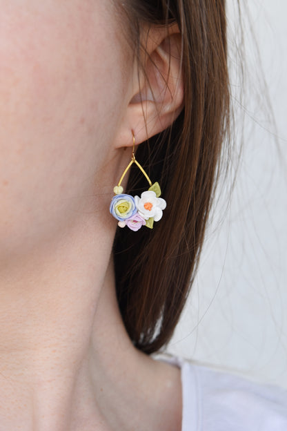 Teardrop floral earrings | Daisy
